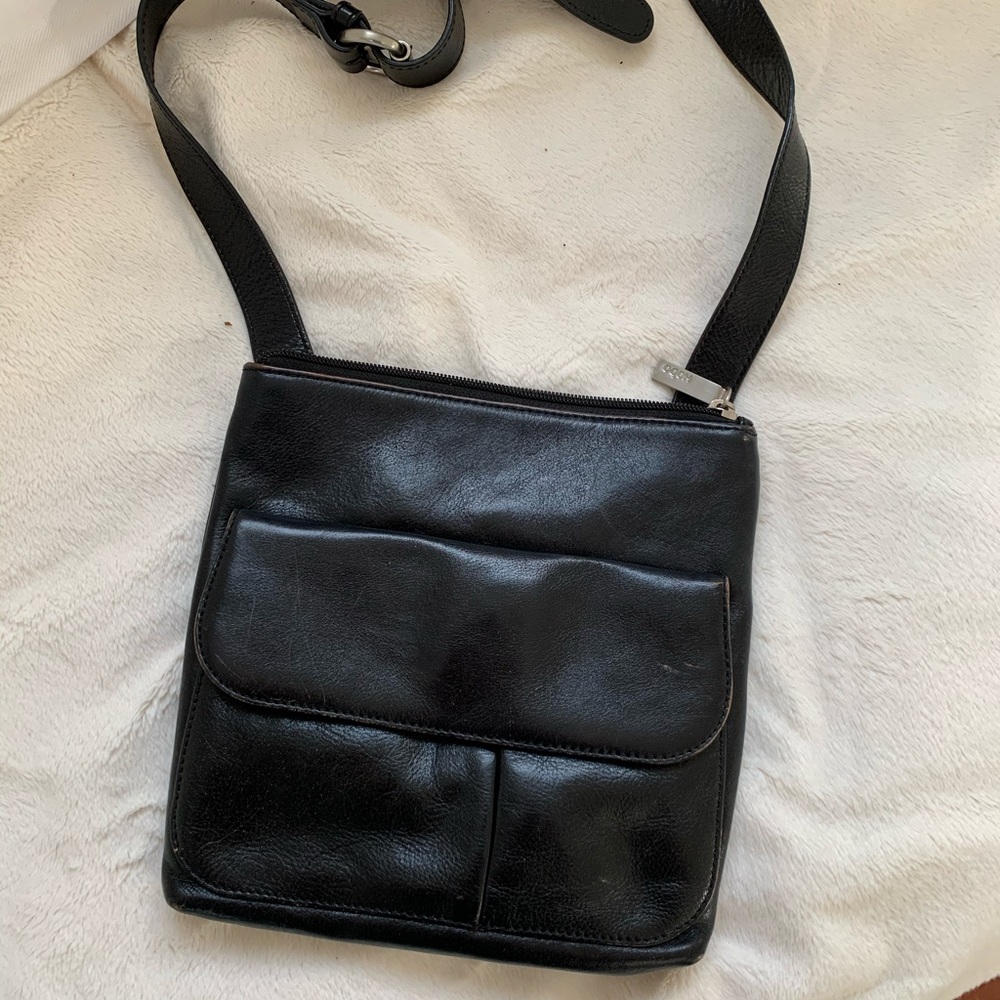 BLACK HOBO BAG W/RED LINING